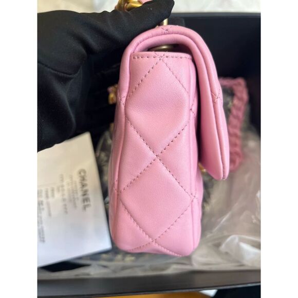 Chanel Women Pre-Loved Bag Very Good Condition - Picture 3 of 9